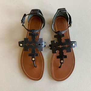 Tory Burch Black Logo Sandals 🥰💕